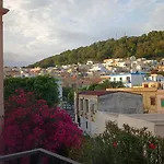 A 2 Passi Dalla Piazza Isola di Ustica