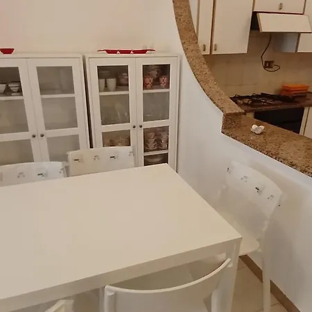 A 2 Passi Dalla Piazza *