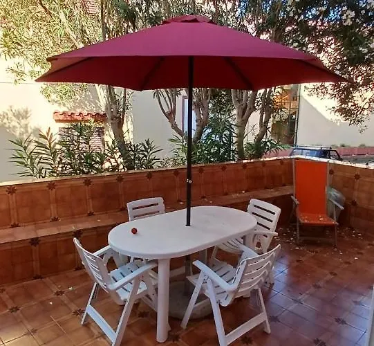 A 2 Passi Dalla Piazza דירה