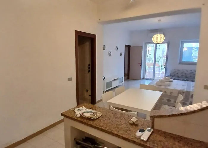 A 2 Passi Dalla Piazza *